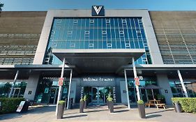 Village Hotel London Watford 4*